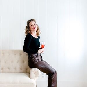 Meet your Posher, Anna